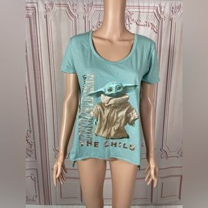 Disney Star Wars The Mandalorian The Child Baby Yoda Grogu Womens T-Shirt LARGE